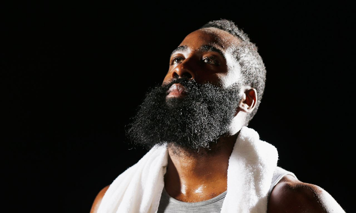 火箭外线手感冰冻，负于马刺的简单介绍