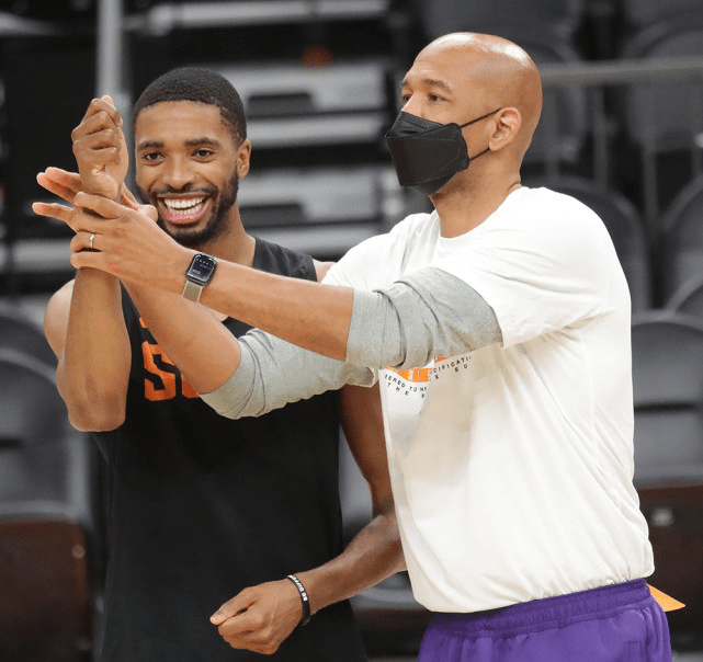 资阳队积极备战，抢夺关键三分的简单介绍