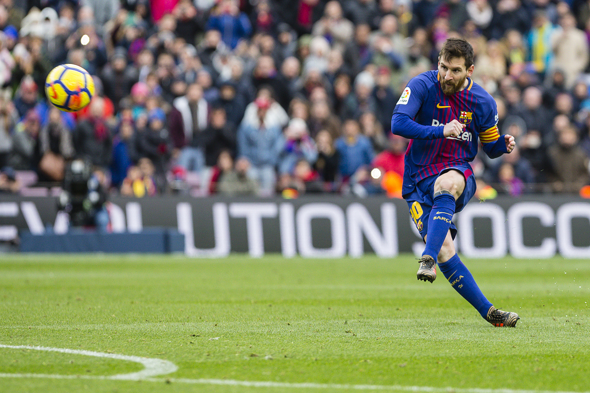 梅西领衔，西班牙队在比赛中获得了胜利