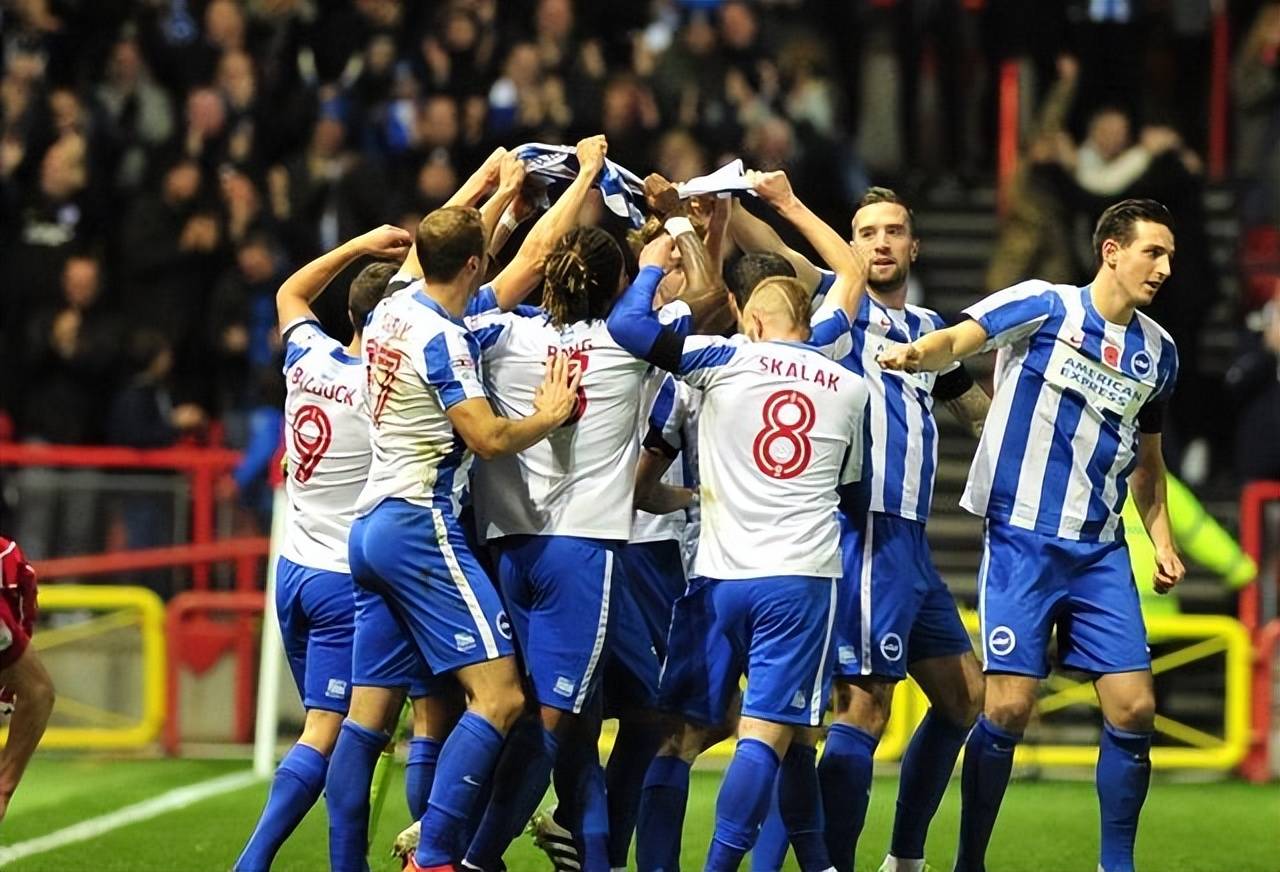 包含巴伦西亚全队连胜,巴拉多利德士气高昂的词条 包含巴伦西亚全队连胜,巴拉多利德士气高昂的词条