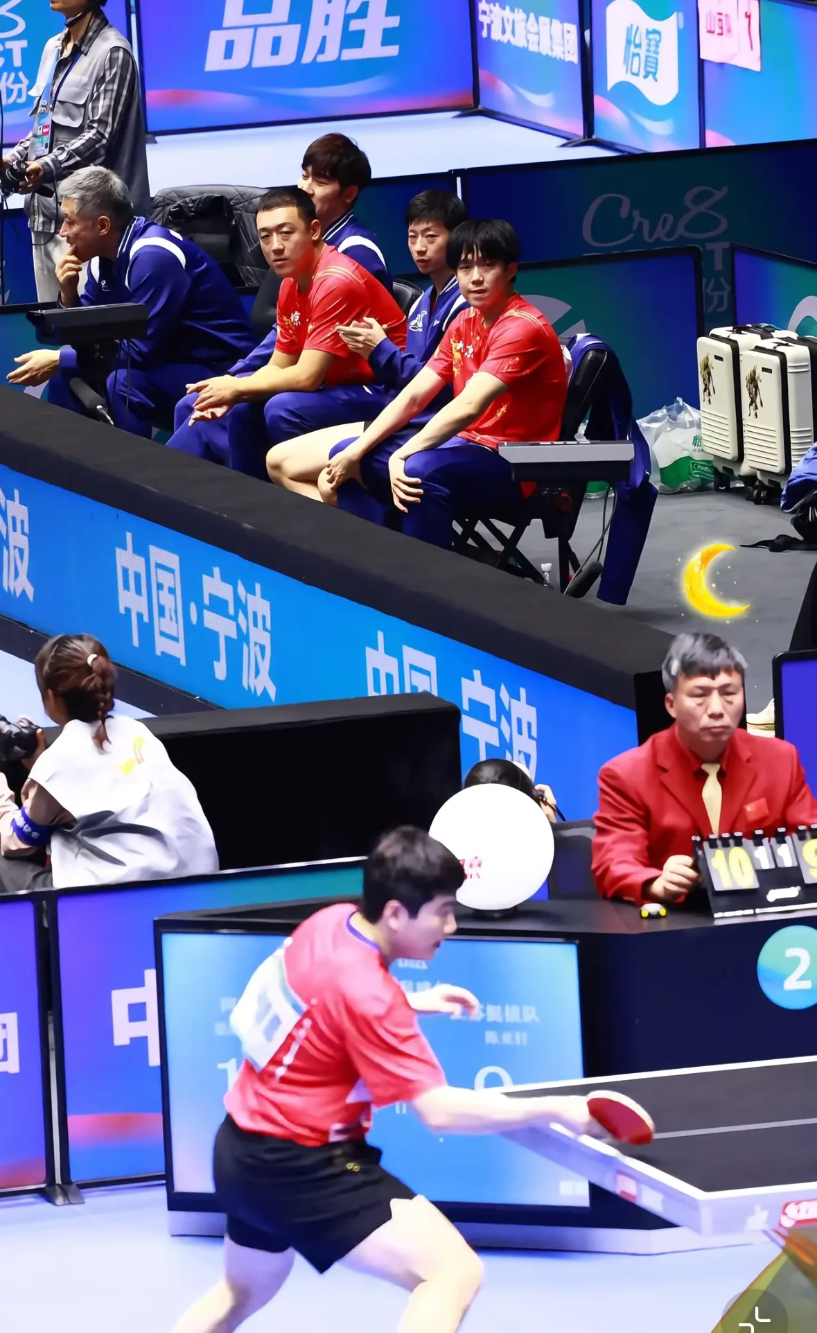 乒乓球项目露天比赛引发观众热情的简单介绍