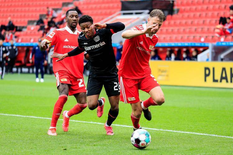 关于斯图加特主场大胜,提升士气信心的信息 关于斯图加特主场大胜,提升士气信心的信息