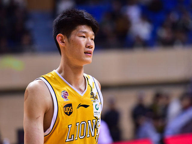 独行侠轻取太阳，胡金秋带队取胜的简单介绍