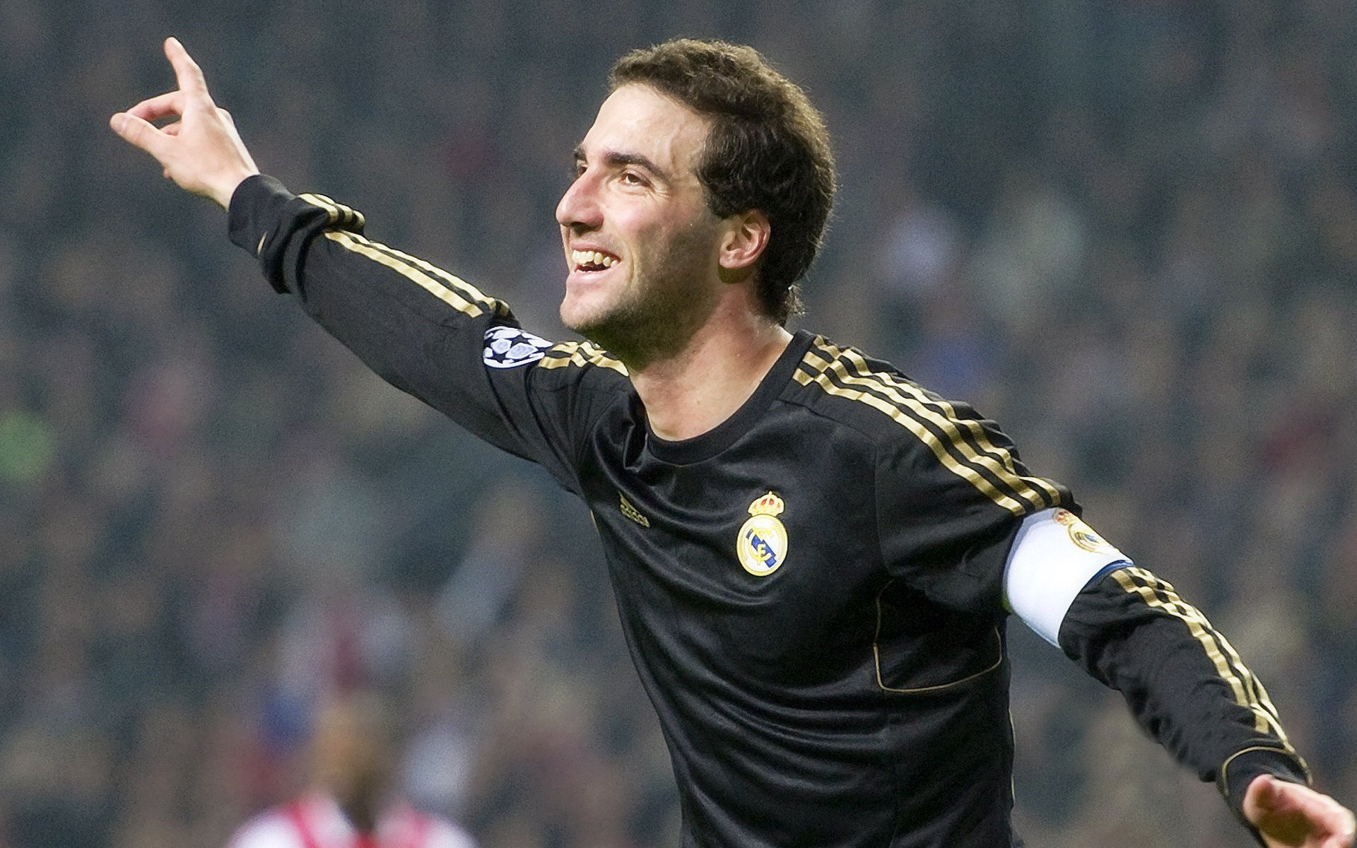 基耶萨一剑封喉，韩国逆转马里诠释足球的不可预测之美